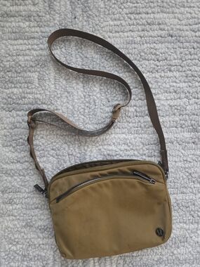 lululemon athletica Small Tan Crossbody Bag with Adjustable Brown Strap